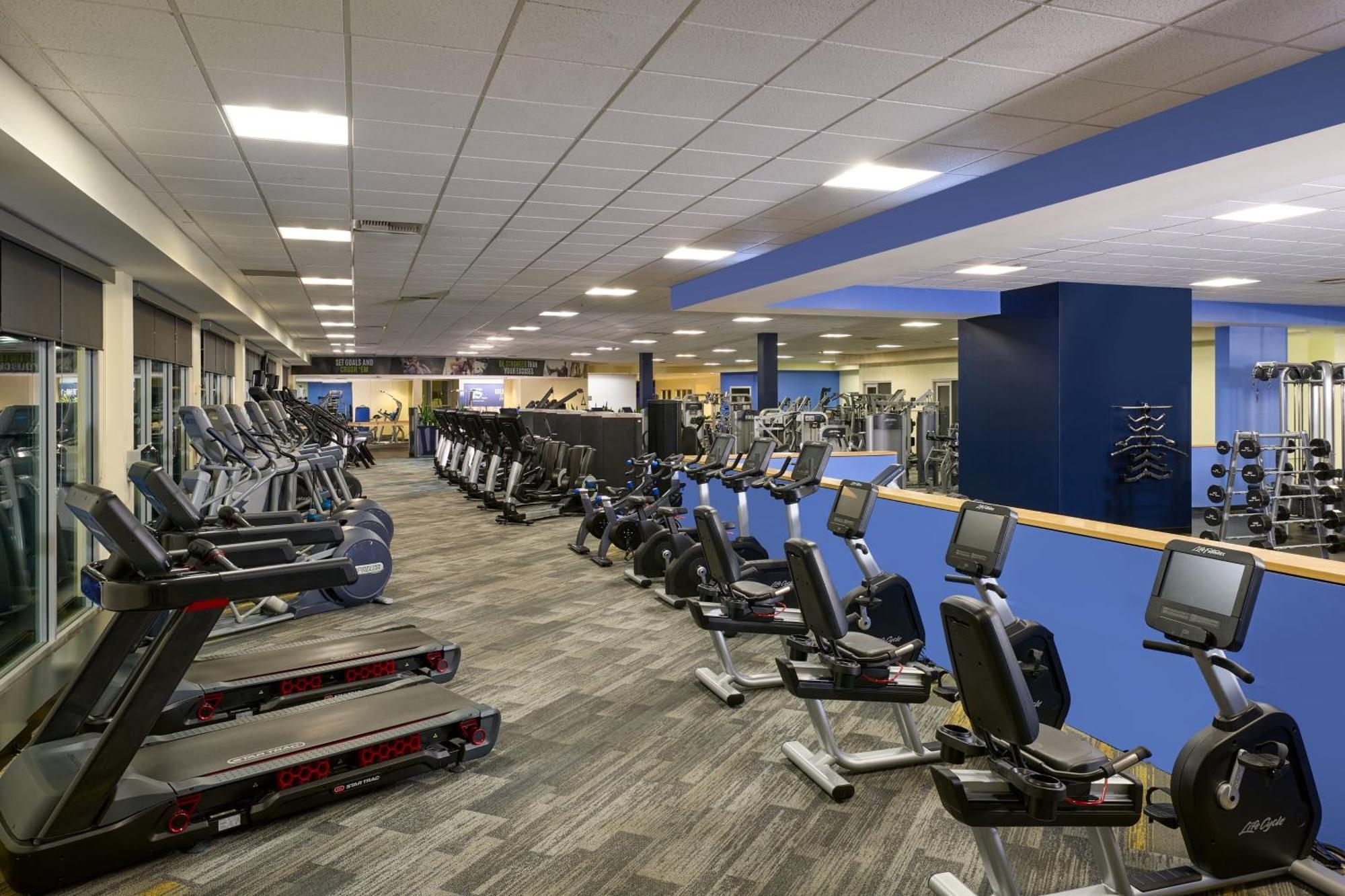 Renaissance Clubsport Laguna 4*